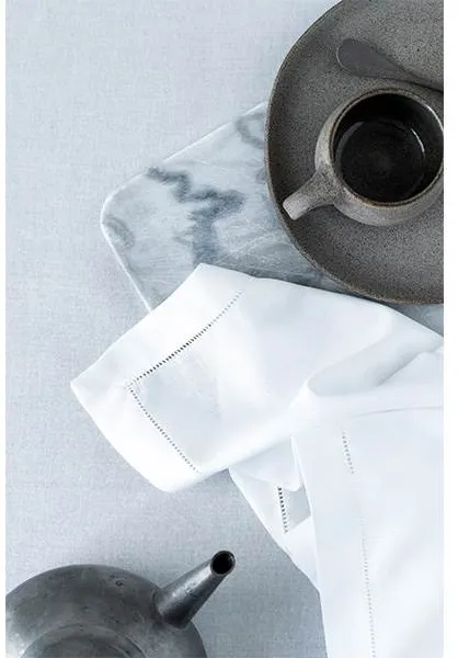 Langkilde & Søn - Weiße Stoffserviette mit Hohlsaum